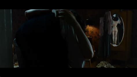 Naked Katharina Schüttler in Simon och ekarna