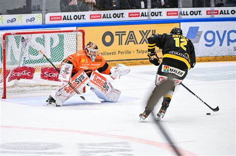 Kolmen pisteen voitto KooKoosta! - Oulun Kärpät