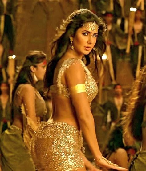Trending Hot Actress Pictures Katrina Kaif Smoking Hot Pictures