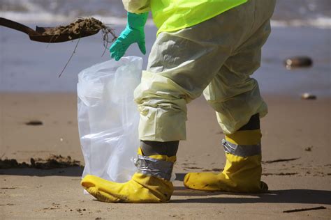 Pipeline Company Indicted In 2015 Santa Barbara County Oil Spill Los