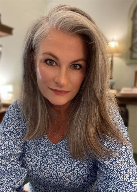 Same Gray Days Are Better Than Others In Blonde Hair Inspiration Gorgeous Gray Hair