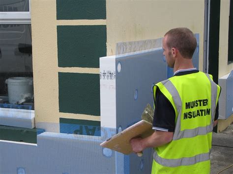 Утеплитель для стен дома снаружи: материалы, варианты, монтаж