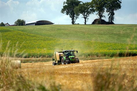 Deutz Fahr Bringt D Keyline Traktoren Mit Neuem Getriebe Landwirt