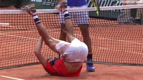 Vid O Paire S Est Retrouv Les Fesses Par Terre Nadal Est Venu Le