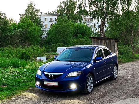 Купить бу Mazda 3 I Bk Рестайлинг 16 At 105 лс бензин автомат в