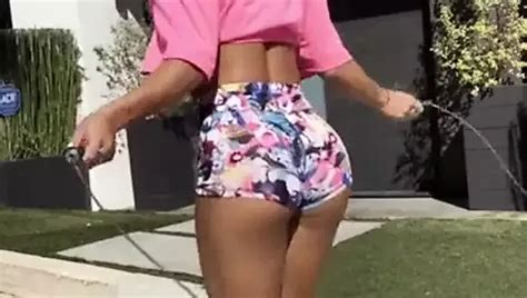 Sommer Ray Shaking Her Ass Celebrity Celebrity Porn Xhamster