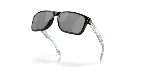 Holbrook™ Introspect Collection Prizm Black Polarized Lenses Black Frame Sunglasses Oakley® Us