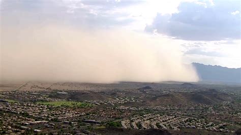 Arizona Dust Storm Sweeps Over Phoenix