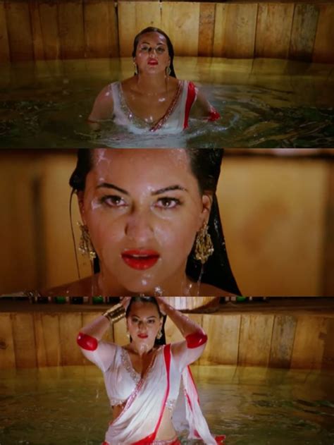 Hot Sonakshi Sinha In R Rajkumar Indian Actress Hot Pics Indian Film Actress Sonakshi Sinha