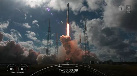 Spacex Falcon 9 Launched 2 New Big Telecom Satellites On Its 14th