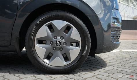 Hyundai Staria Elite V Wheels Performancedrive