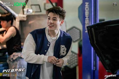 Photo Gallery Pit Babe The Series