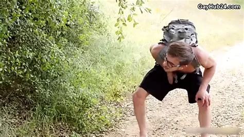 Gay Dreier Bareback Im Ffentlichen Park Xhamster