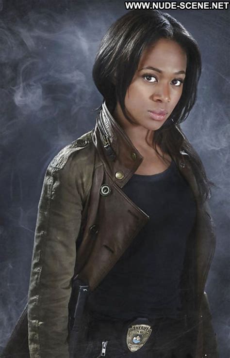 Nicole Beharie No Source Celebrity Nude Scene Nude Posing Hot Ebony Naked Ebony Celebs