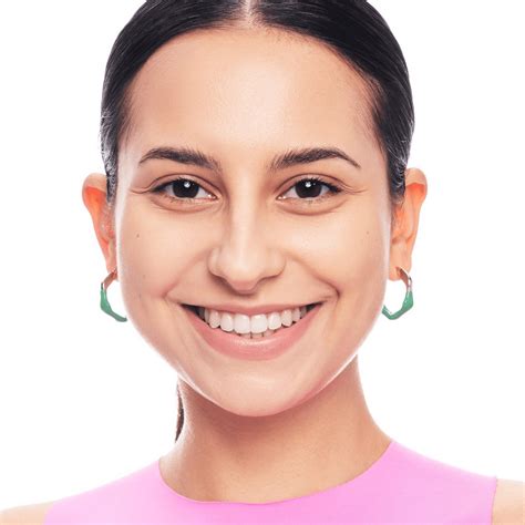 Buy Essence Hydrating Nude Lipstick Romantic Online