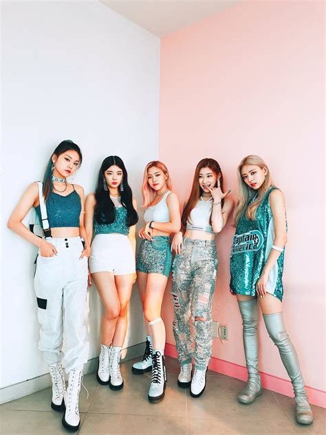 Itzy Stage Outfits