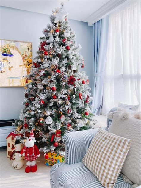 Hot mom trang trí nhà Giáng sinh Cây thông và bàn tiệc hoành tráng khiến ai nấy đều ghen tị vì