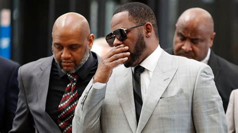 R Kelly Broke And Overweight In Jail As Sex Trafficking Trial Begins News Au Australias