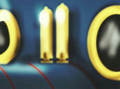 Whos That Coming Down The Track