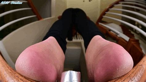 Bri Giantess GIGANTIC CRUSH Part MP Amateur Soles Giantess And Footjobs Clips Sale