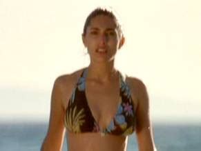 L Amour Aux Trousses Nude Scenes Aznude