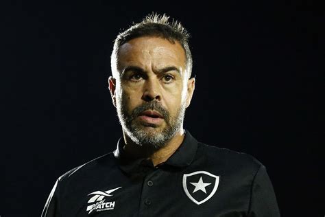 Artur Jorge sobre vitória do Botafogo contra o Palmeiras Fomos