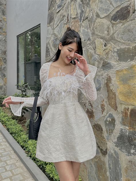 Hot girl Nóng cùng World Cup Nga Kin muốn trở thành MC truyền hình