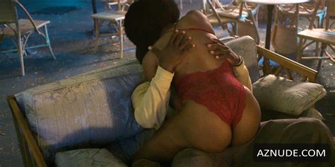 JENNIFER AKABUE Nude AZNude