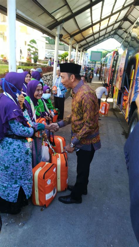 Wakil Bupati Wajo Menerima Kedatangan Jamaah Haji Kloter Asal