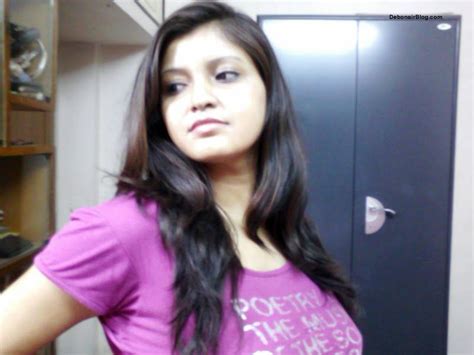 Hot Indian Aunties Good Looking Gals