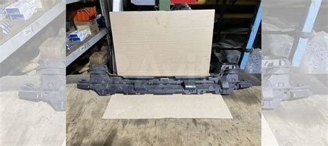 Кронштейн переднего бампера центр Форд Фокус 2+ купить в Москве FORD ...