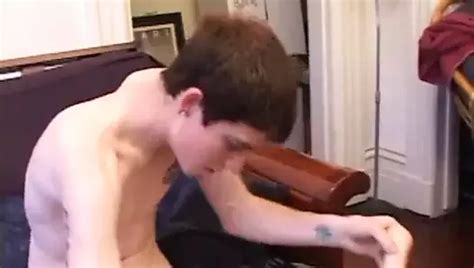 Amateur Tug Jerking Off Xhamster