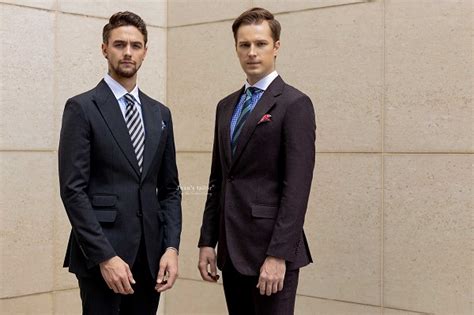 Gợi ý 6 tone màu vest đẹp cho nam hot nhất năm