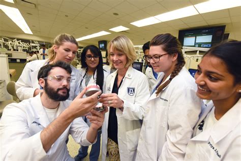 Nancy Young Dmd Named Dean Of Dental College Of Georgia Jagwire