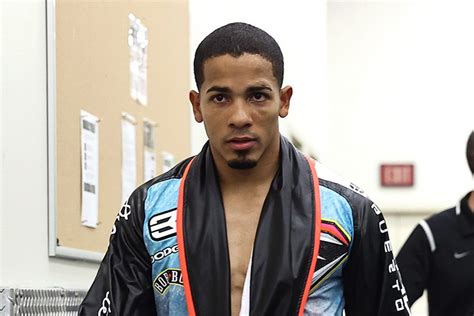 pro boxer felix verdejo charged  killing   pregnant girlfriend