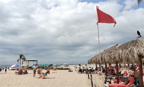 Mantienen Banderas Rojas En Playas De Puerto Vallarta