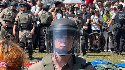 79 arrested on UT campus during Monday protest, sheriff’s office says