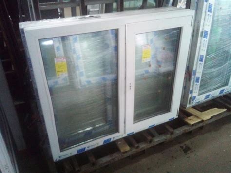 Пластиковое окно двустворчатое 1200х1000 мм