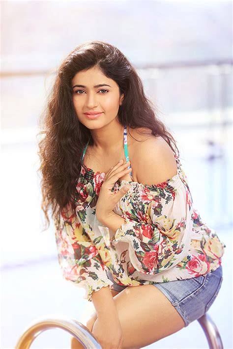 Poonam Bajwa Latest Hot Portfolio Photo Shoot