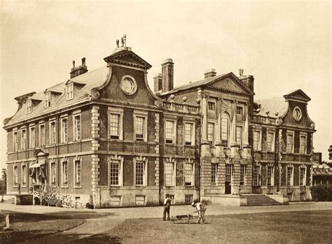 Raynham Hall, Norfolk | Bw photo, History of photography, Architecture ...
