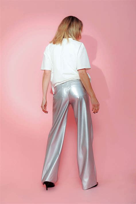 Купить женские брюки NUDE 0401 серебристый Описание фото цена