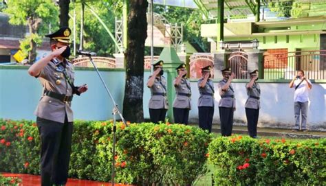 Menyambut Hari Bayangkara Ke Polres Kudus Adakan Ziarah Ke Makam