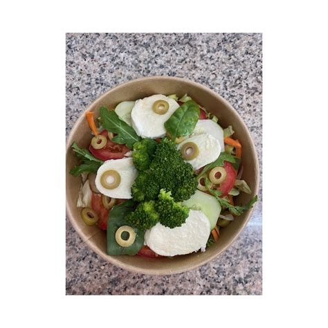 Mozzarella Salad