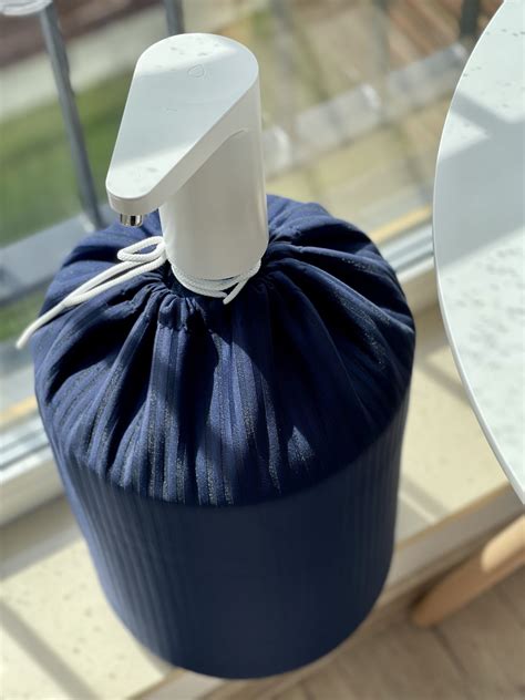 Стильний чохол на ваш бутель з водою!