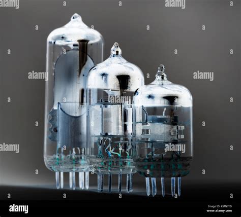 vacuum tube, radio Stock Photo - Alamy