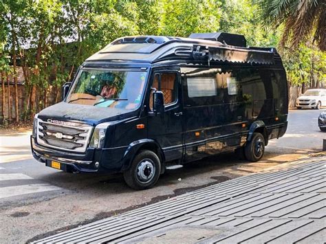 vanity van vanity van  rent  india