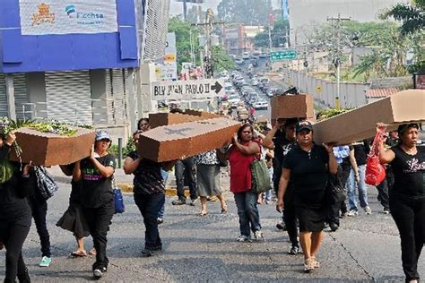 Mujeres Exigen El Fin De Femicidios Y La Impunidad En Honduras