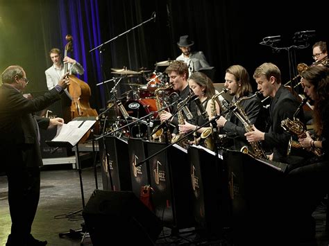 Bigband-Musik von Swing bis Modern - hmt Hochschule für Musik und ...