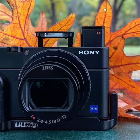 Sony Cyber-shot DSC-RX100 VII Digital Camera DSC-RX100M7G B&H