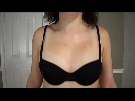 Fifi Foxx Playing With Her Tits XVIDEOS